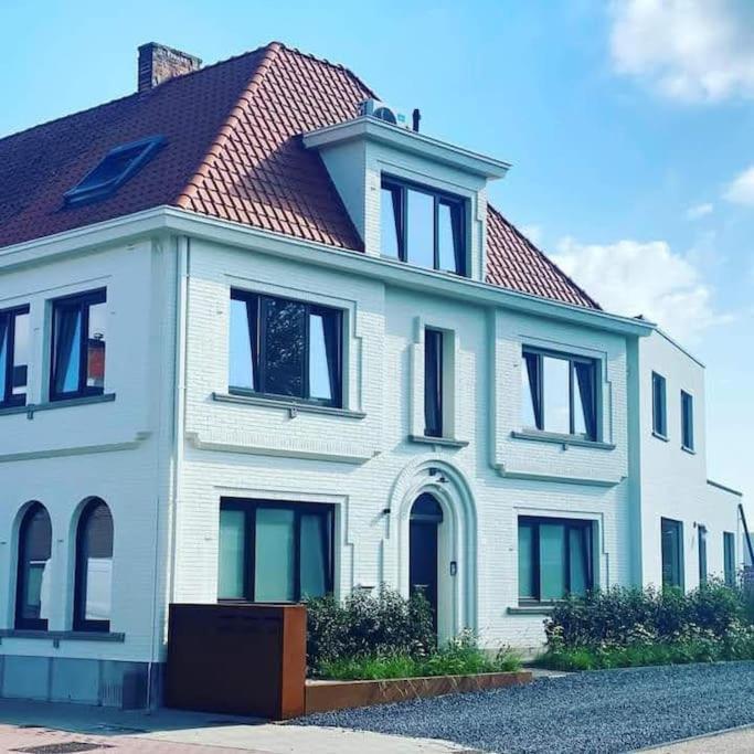 Momaison Charmant Landelijk Appartement Knesselare Eksteriør bilde